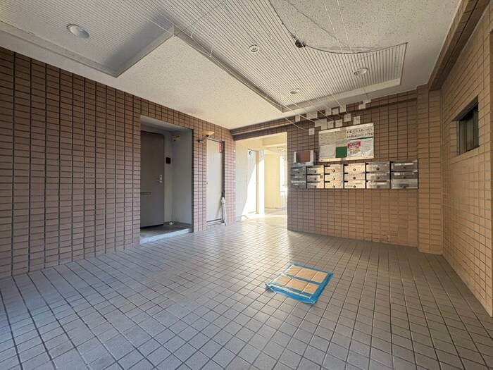 ドムール有栖川の物件外観写真