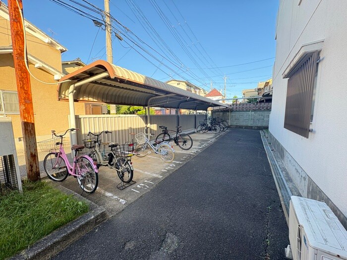 ドムール有栖川の物件外観写真