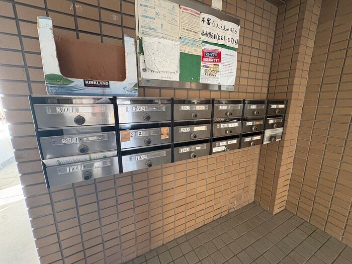 ドムール有栖川の物件外観写真