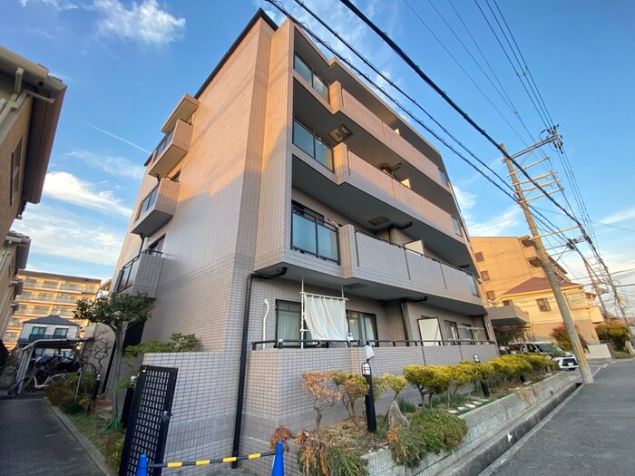 ビューメゾン津高の物件外観写真