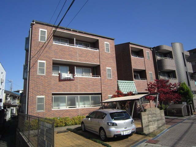 ボン・エクレ－ルの物件外観写真