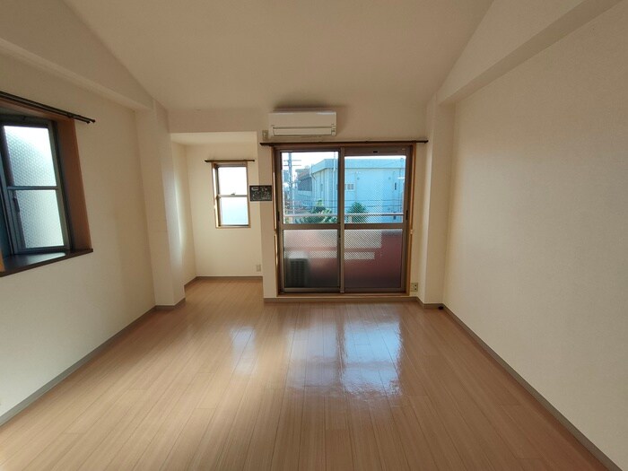 ボン・エクレ－ルの物件内観写真