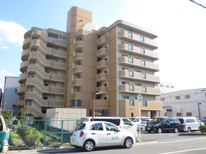 ハイツエンブレムの物件外観写真