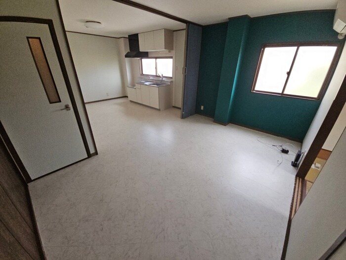 サンウエストニシノの物件内観写真