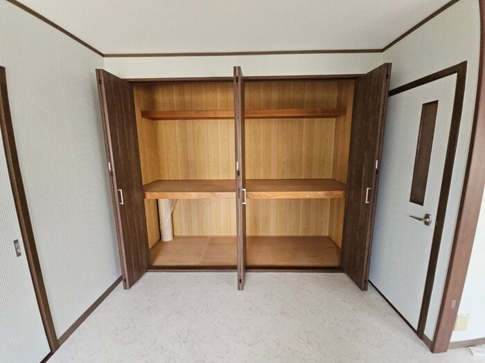 サンウエストニシノの物件内観写真