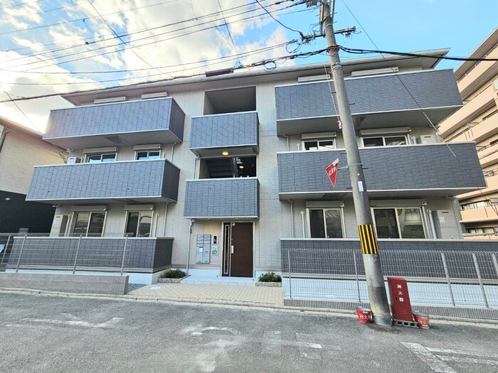 ラフィーネ丹波橋の物件外観写真