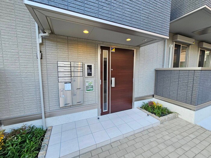 ラフィーネ丹波橋の物件外観写真