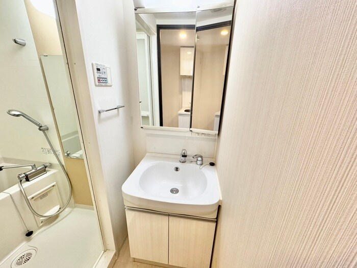 ﾚｼﾞｭｰﾙｱｯｼｭ中之島SOUTHの物件内観写真