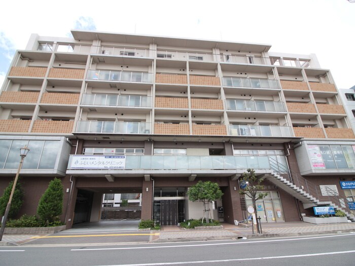 メゾンドショコラの物件外観写真