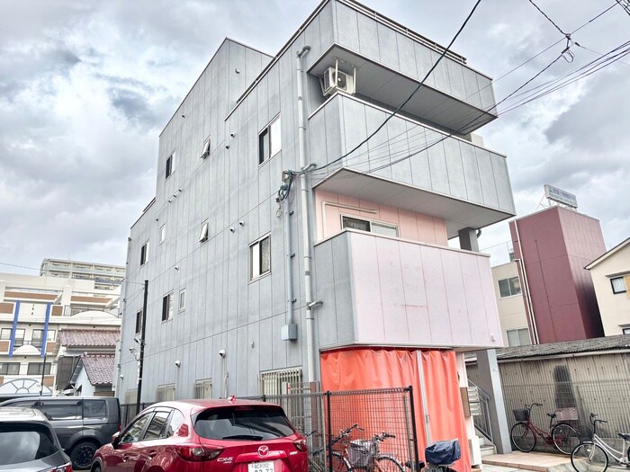 メゾン・ド・セレナの物件外観写真