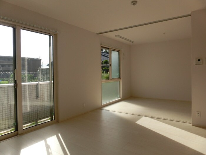 Ｅａｓｔ　ｆｏｒｅｓｔの物件内観写真