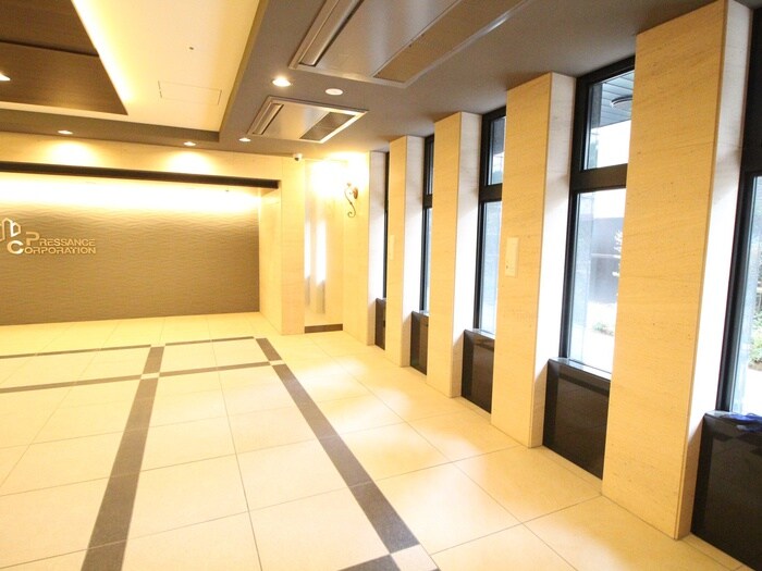 プレサンスTHE神戸(1008)の物件外観写真