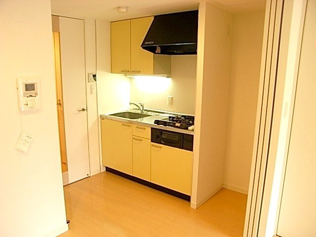 ポ－トヴィラ靱公園の物件内観写真