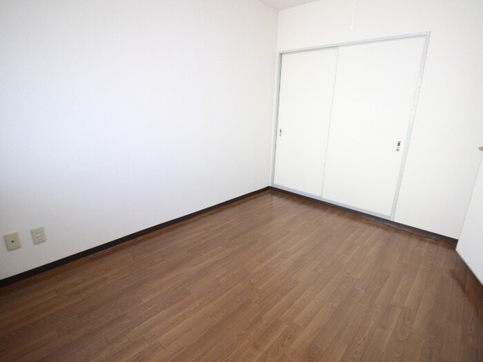 マルティ－二色の物件内観写真