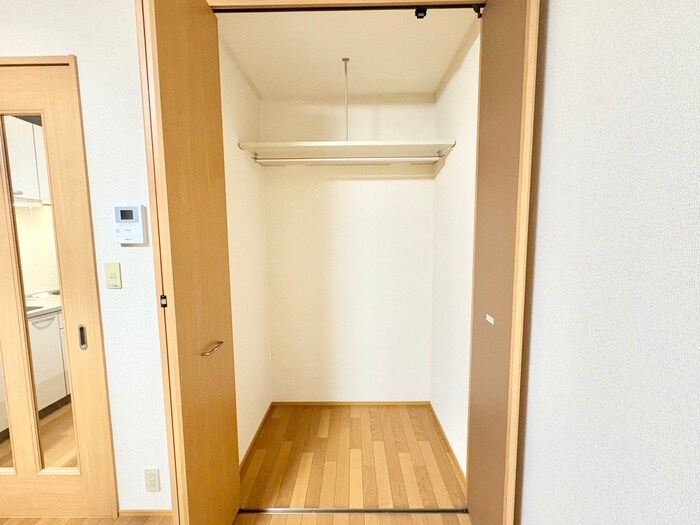 ウィステリアの物件内観写真