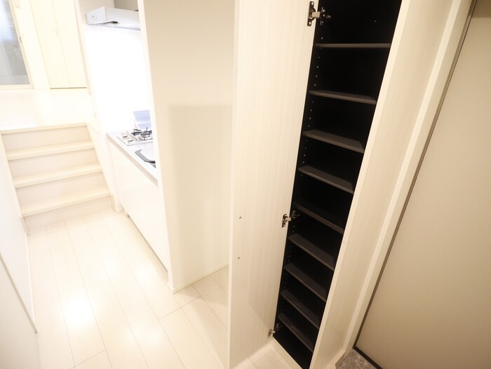 GUFO KOBEの物件内観写真