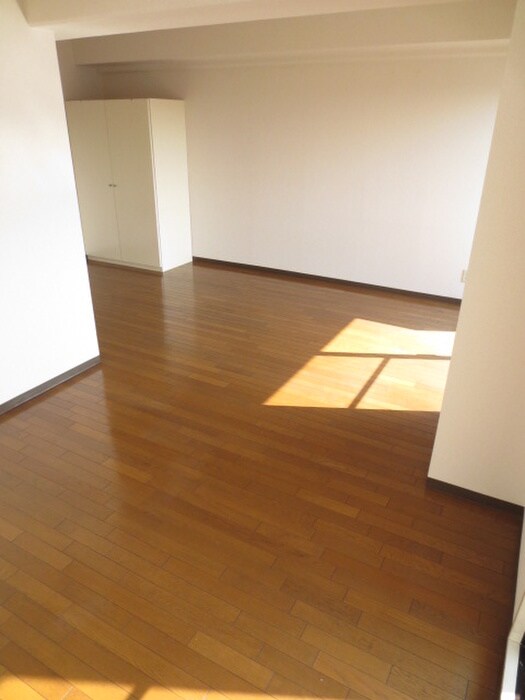 カ－サ・ソラッツォの物件内観写真