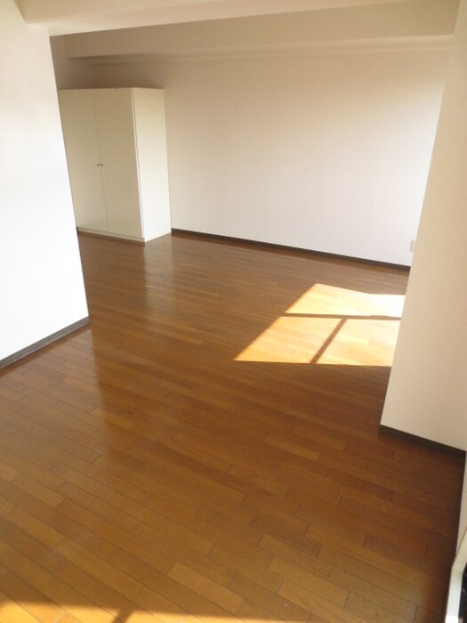 カ－サ・ソラッツォの物件内観写真