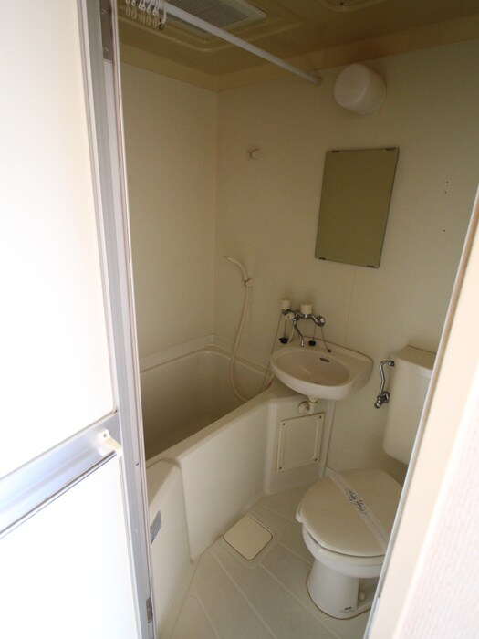 カ－サ・ソラッツォの物件内観写真