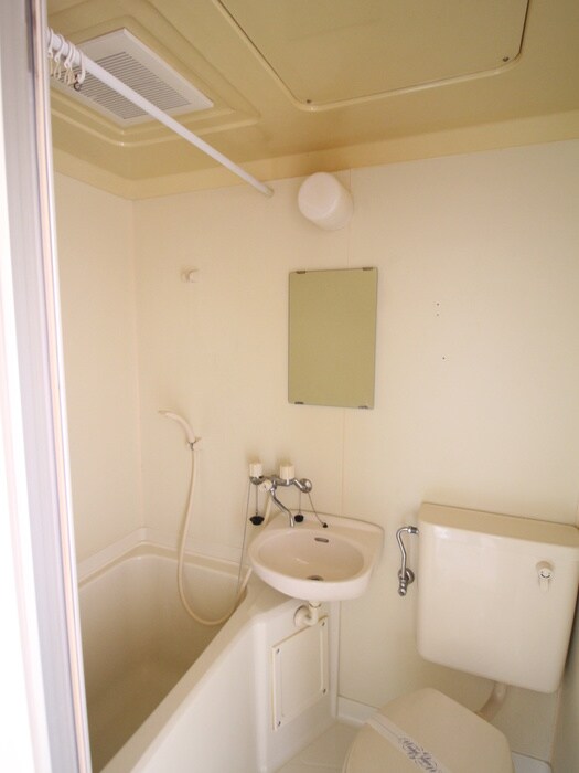 カ－サ・ソラッツォの物件内観写真