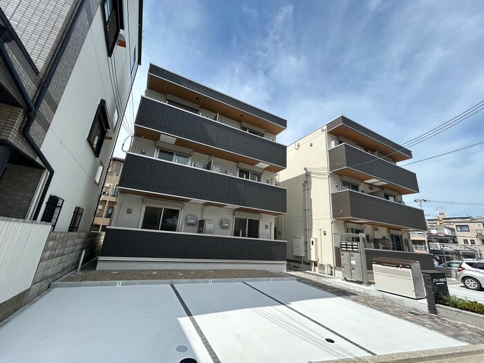 アトラエンテ御崎公園の物件外観写真