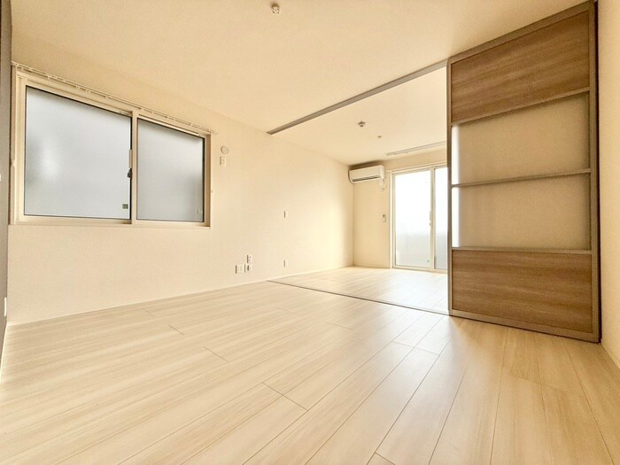 プラティア南里の西の物件内観写真