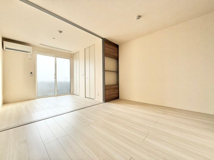 プラティア南里の西の物件内観写真