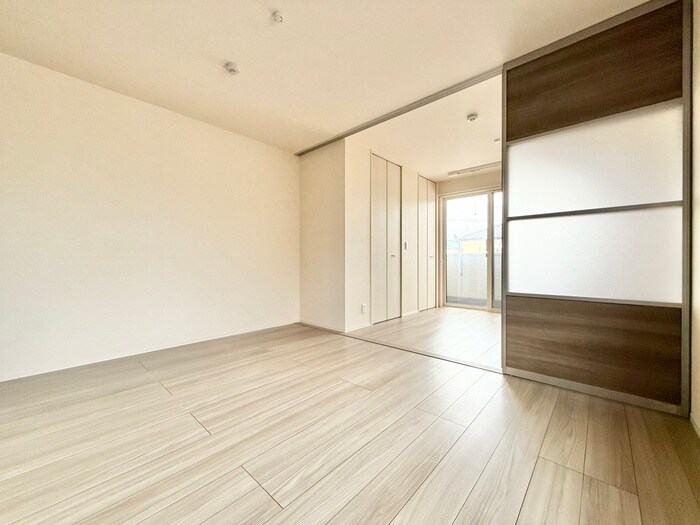 プラティア南里の西の物件内観写真