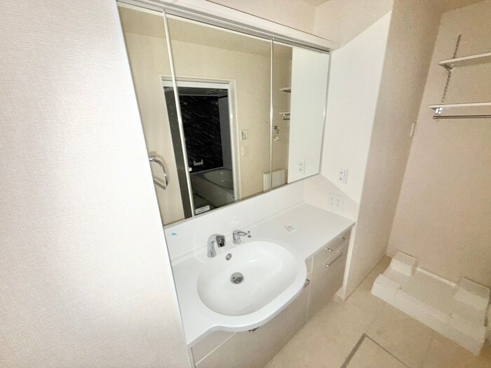 プラティア南里の西の物件内観写真