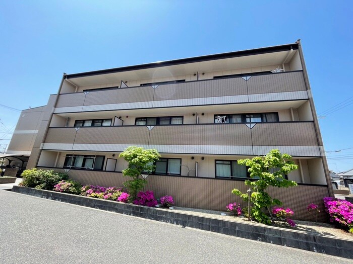 パ－ル久米田の物件外観写真