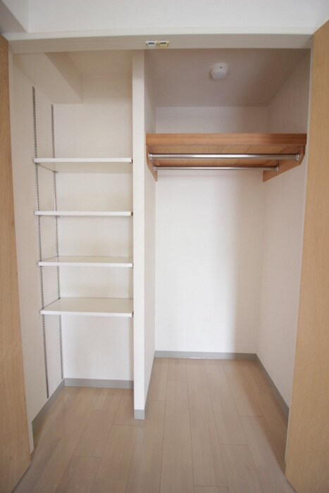 フォレシティ肥後橋の物件内観写真