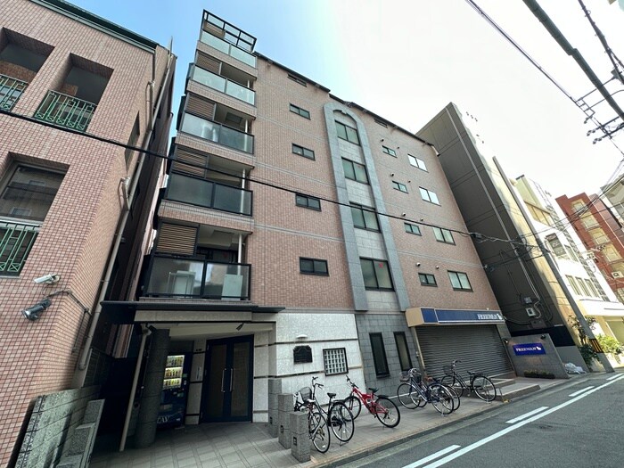 クィーンズコート天満の物件外観写真