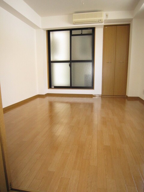 クィーンズコート天満の物件内観写真