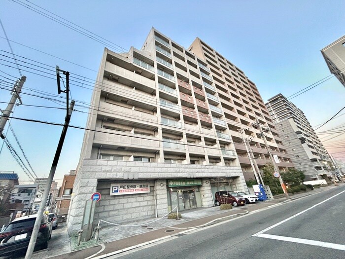 ア－デン塚口の物件外観写真