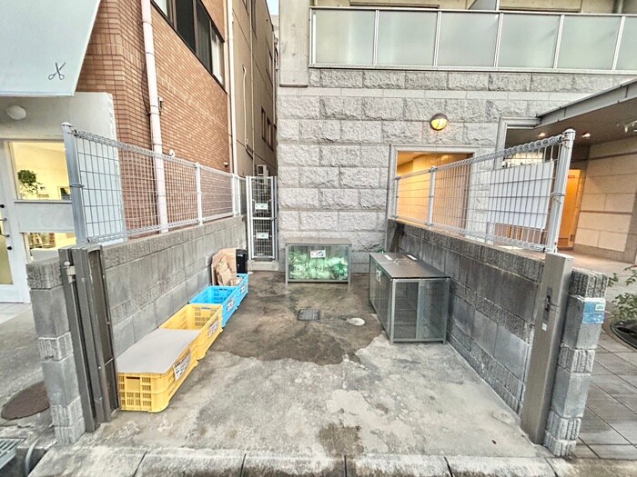 ア－デン塚口の物件外観写真