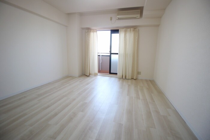 サムティ上堀川の物件内観写真