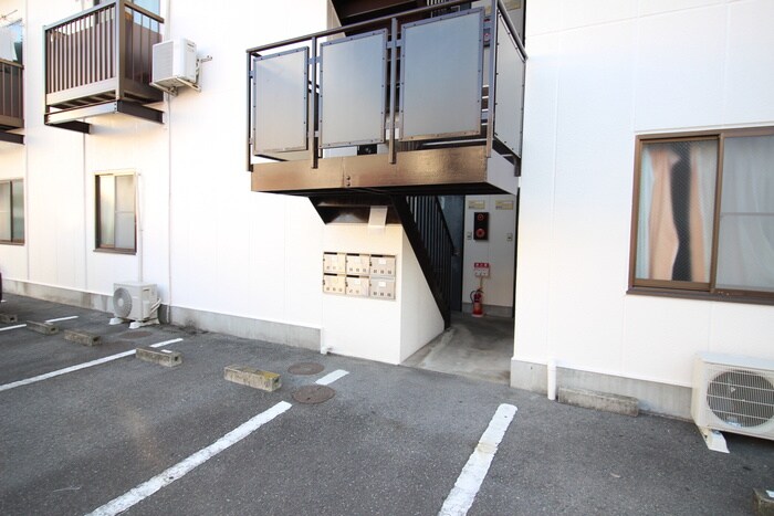 ＴＷＩＮ ＨＩＬＬ松幸苑２号棟の物件外観写真