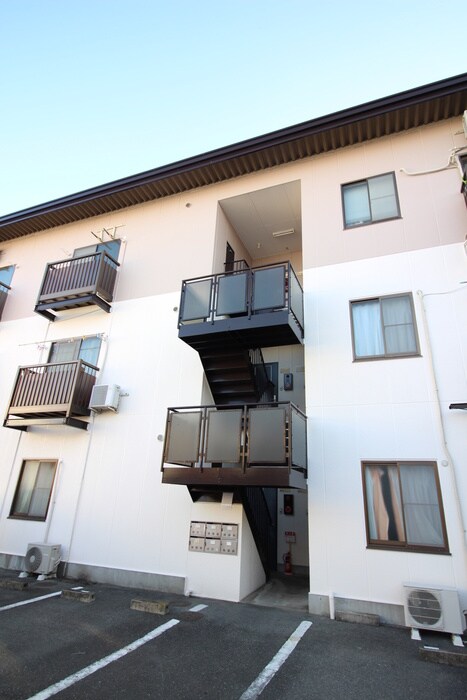 ＴＷＩＮ ＨＩＬＬ松幸苑２号棟の物件外観写真