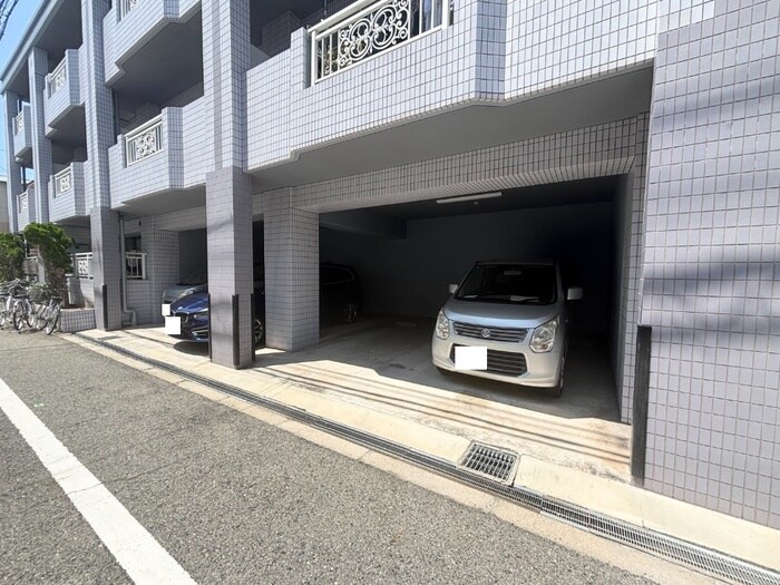 ラモードニシカワⅡの物件外観写真