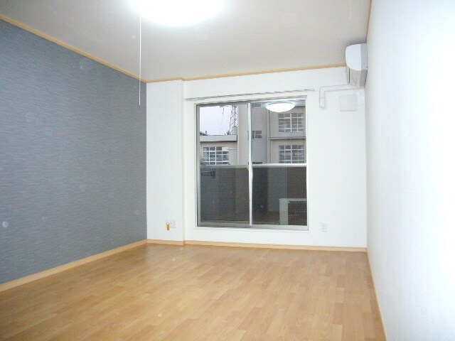 ヴェルドミ－ル園田の物件内観写真