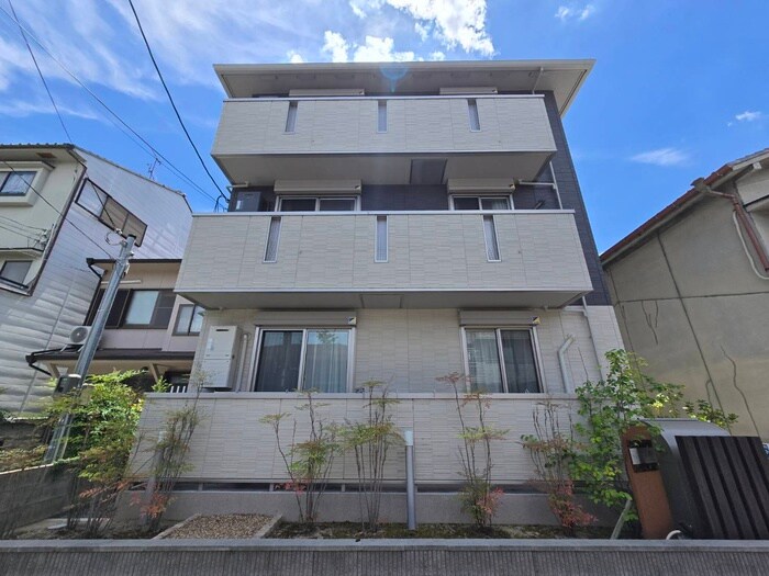 ウッドステージ桜　弐号館の物件外観写真