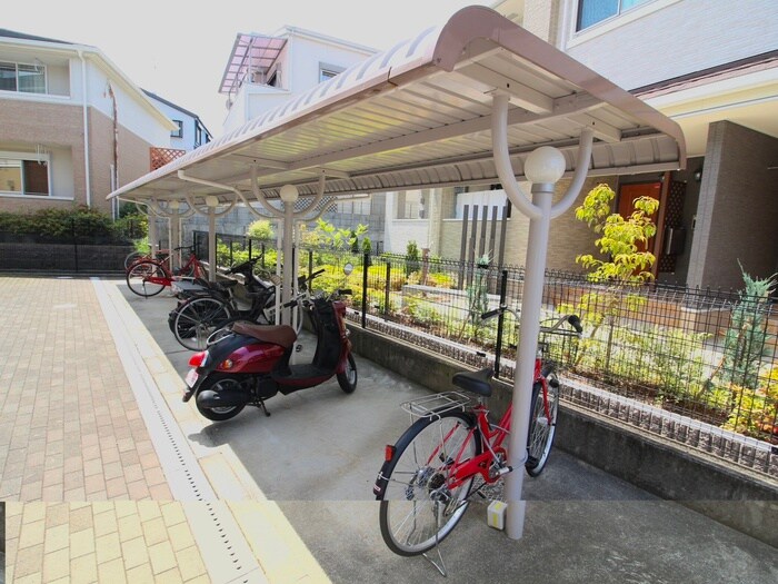 デフィ昆陽の物件外観写真