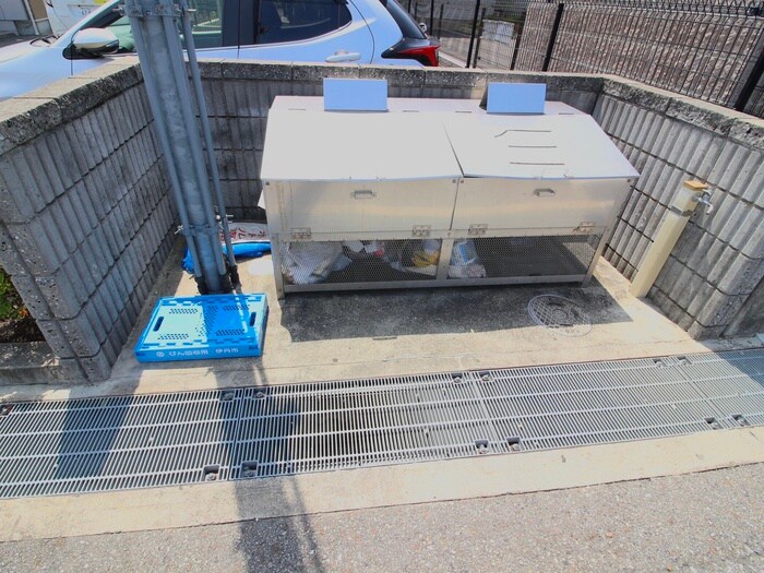 デフィ昆陽の物件外観写真