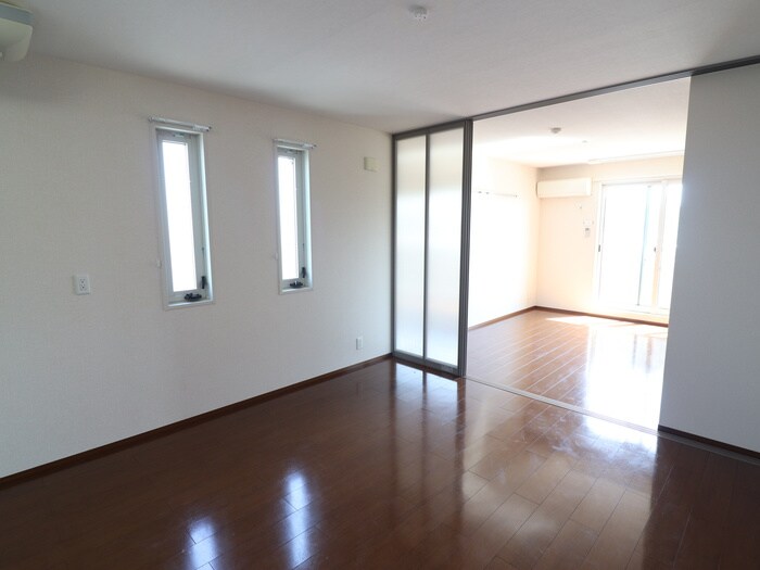 エスポワ－ルの物件内観写真