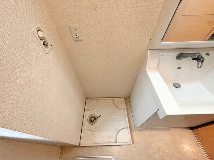 ヘルト・シュトラ－セの物件内観写真