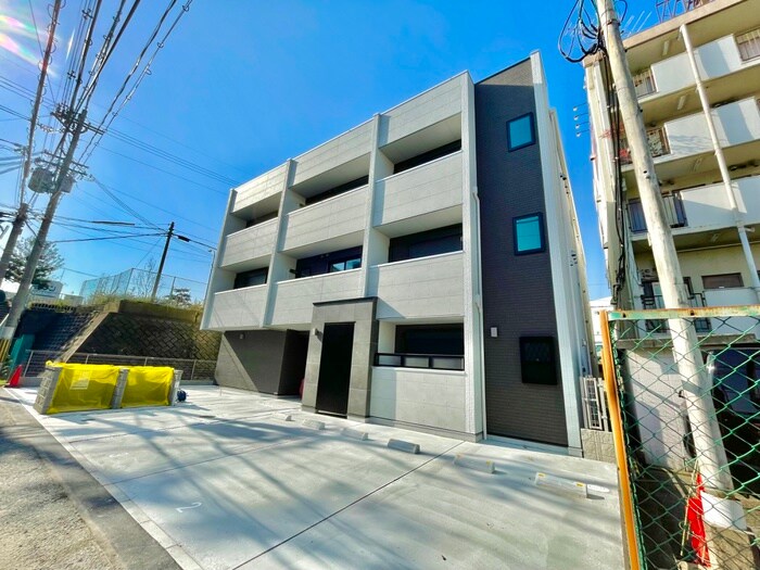 リアコート枚方の物件外観写真