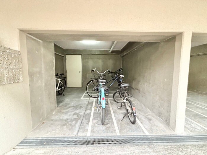 エクセル万代の物件外観写真