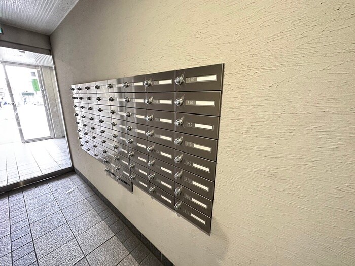 シャントール二条の物件外観写真