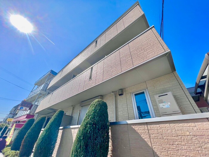 フォルトゥ－ナの物件外観写真