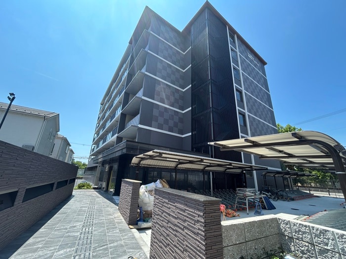 ﾌｧｽﾃｰﾄ京都ｽﾃｰｼｮﾝｳｫｽﾞ(712)の物件外観写真